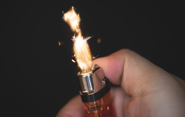 Bakıda sinif yoldaşının yandırdığı şagirdlə bağlı YENİ MƏLUMAT: Qohumu danışdı