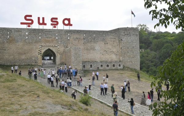 Qarabağ və Şərqi Zəngəzur son bir ayda 500 mindən artıq ziyarətçi qəbul edib