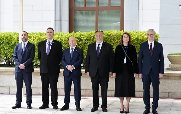 Qəbələdə Çexiyanın Baş naziri Andrey Babişin rəsmi qarşılanma mərasimi olub