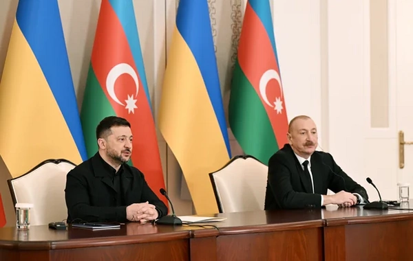 Президенты Азербайджана и Украины выступили с заявлениями для прессы - ФОТО