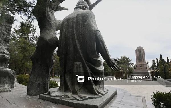 Zamanın sınağından çıxan ziyarətgah: Nizami türbəsinin hekayəsi - FOTOREPORTAJ