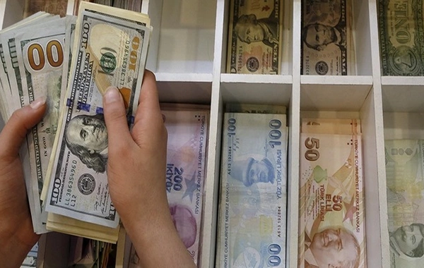 Dostu məşhur aktyorun xeyli miqdarda pulunu mənimsədi