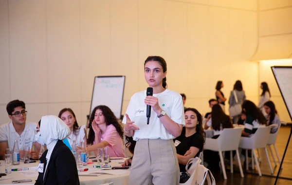 COP29 könüllüləri "Eco Enacthon" layihəsində iştirak ediblər