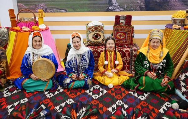 Leyla Əliyeva Türkmənistanda beynəlxalq konfransda iştirak edib