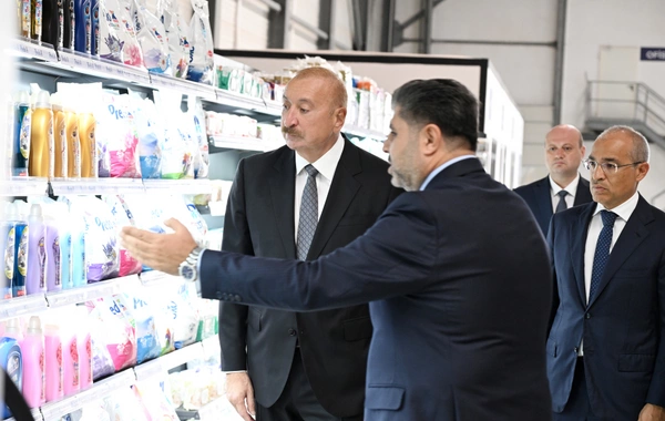 Prezident İlham Əliyev Qaradağ rayonunda kağız və gigiyenik məhsulların istehsalı müəssisəsinin açılışında iştirak edib