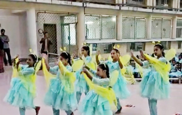 Лейла Алиева и Арзу Алиева посетили детский дом в Дакке