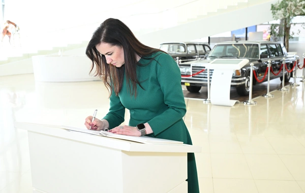 Litvanın Baş naziri İnqa Ruqiniene Heydər Əliyev Mərkəzində olub