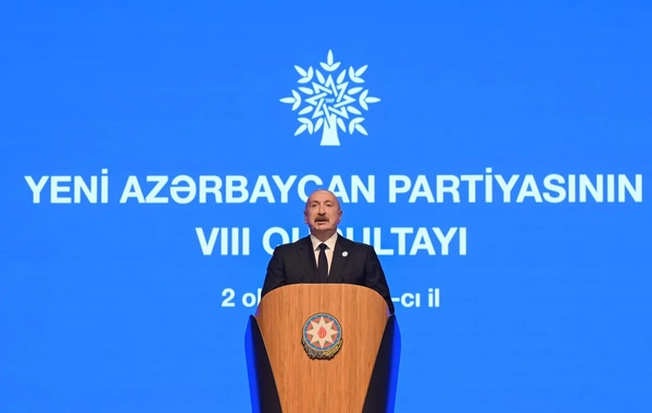 YAP-ın VIII Qurultayı keçirilib, İlham Əliyev çıxış edib