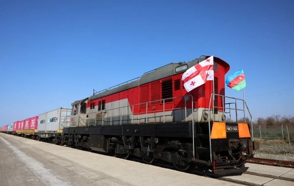 Poti–Bakı ekspres blok-qatarı yola salınıb