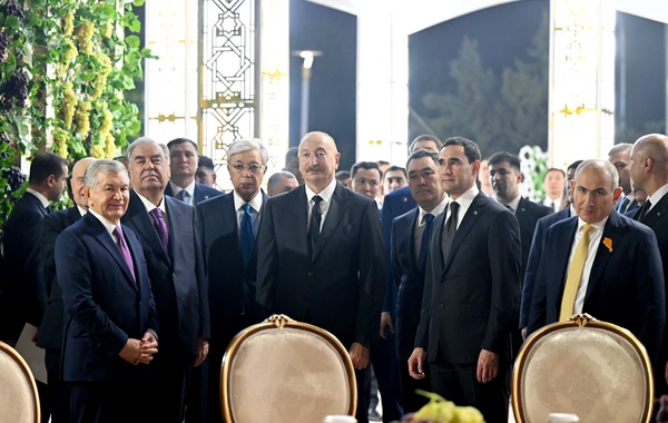 Prezident İlham Əliyev MDB Ölkələrinin Milli Kulinariya Festivalı ilə tanış olub, rəsmi qəbulda iştirak edib