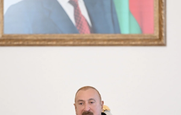 İlham Əliyev Bakıda keçirilən beynəlxalq konfransların iştirakçılarını qəbul edib