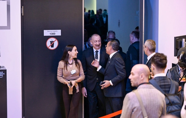 İlham Əliyev Ümumdünya İqtisadi Forumu çərçivəsində panel iclasda iştirak edib