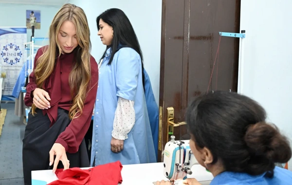 Leyla Əliyeva Şamaxıda sosial tikiş müəssisəsinin fəaliyyəti ilə tanış olub