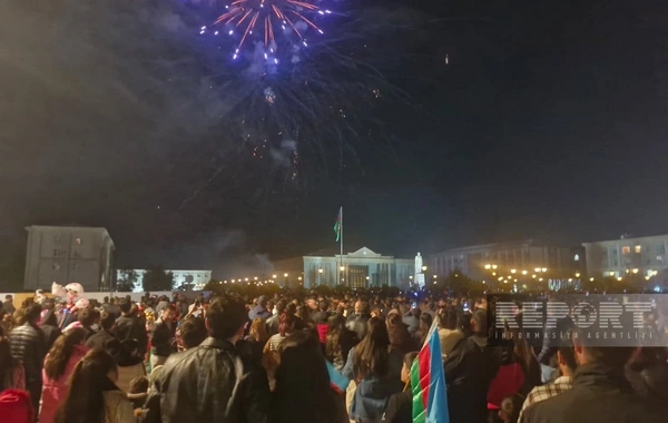 Naxçıvanda Zəfər Günü münasibətilə möhtəşəm atəşfəşanlıq olub