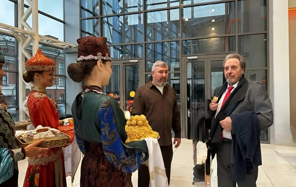 İlon Maskın atası Kazana gedib