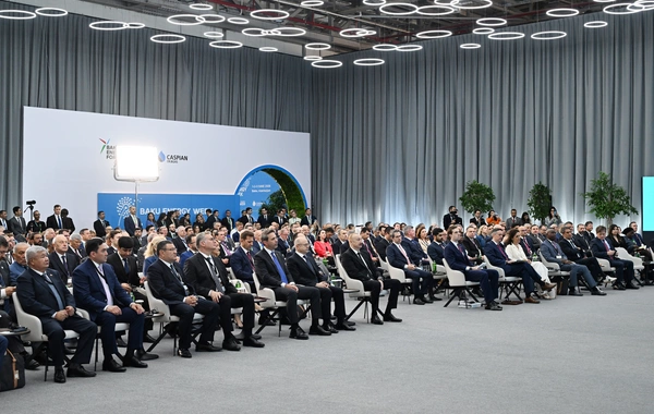 Prezident İlham Əliyev Bakı Enerji Həftəsinin rəsmi açılış mərasimində iştirak edib
