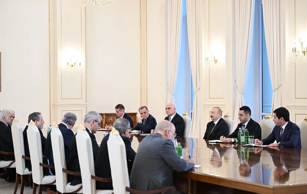 İlham Əliyev İranın xarici işlər nazirini qəbul edib