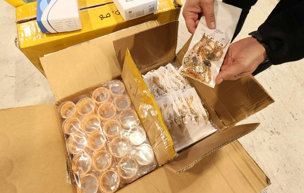 Azərbaycan gömrükçüləri "Uşaq oyuncaqları" yükündən bəyan olunmayan mallar aşkarladı