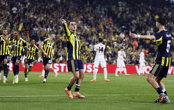 "Roma" öz meydanında uduzub, "Fənərbağça" qalib gəlib