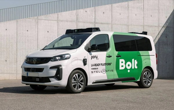 Bolt, Pony.ai və Stellantis sürücüsüz nəqliyyat sınaqlarına başlayır