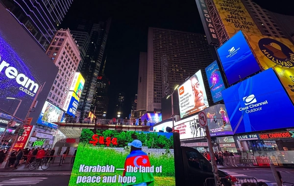 Nyu-Yorkun "Times" meydanında Zəfər Günü ilə bağlı məlumatlandırma aksiyası keçirilir