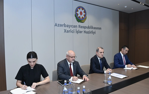 Ceyhun Bayramov Almaniyanın Azərbaycana yeni təyin olunmuş səfirini qəbul edib