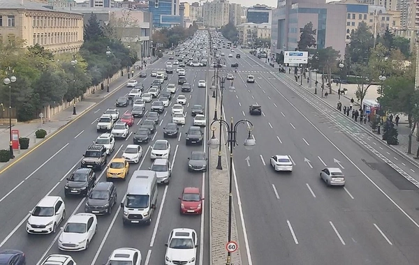 Paytaxtda sıxlıq olan küçələrin SİYAHISI