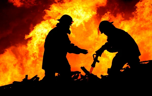 Bakıda bacı-qardaşın yanaraq ölməsi faktı ilə bağlı cinayət işi başlanılıb