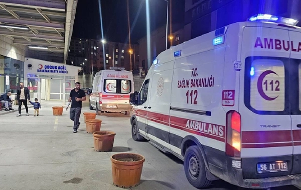 Türkiyədə qidadan zəhərlənənlərin sayı 88 nəfərə çatdı