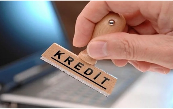 Azərbaycan iqtisadiyyatına kredit qoyuluşu 13 % artıb