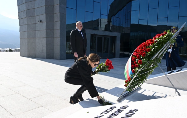 Prezident İlham Əliyev Xocalı Soyqırımı Memorialının açılışında iştirak edib