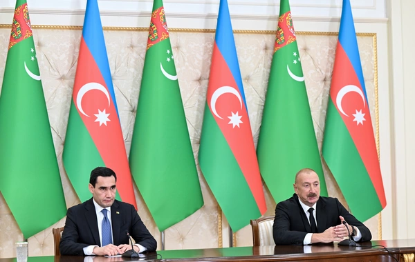 Azərbaycan və Türkmənistan prezidentləri mətbuata bəyanatlarla çıxış ediblər