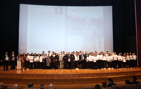 Yazıçı-publisist Aydın Tağıyevin kitabının təqdimatı olub