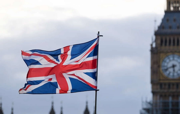 Britaniya 135 tankeri və iki şirkəti Rusiya əleyhinə sanksiyalar siyahısına saldı