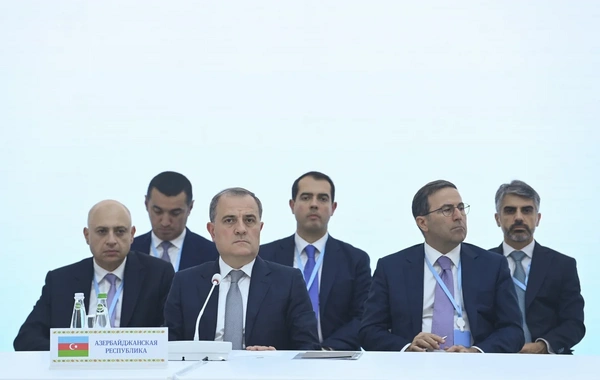 Ceyhun Bayramov Orta Dəhlizin artan rolunu qeyd edib