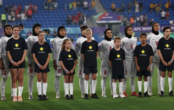 İranlı futbolçular Asiya Kubokunda himni oxumayıb