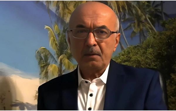 Dövlətə xəyanətdə təqsirləndirilən Zahirəddin İbrahimovun məhkəməsi başlayıb