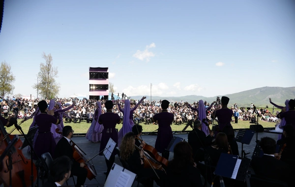 Şuşada "Xarıbülbül" IX Beynəlxalq Musiqi Festivalı keçirilir