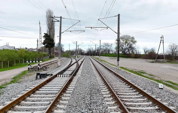 Azərbaycanın dəmir yolu üçün 350 milyon dollar ayrıldı