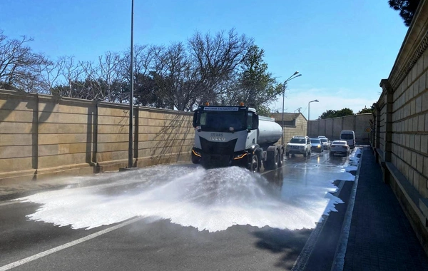 Bu gün paytaxtın 556  küçəsi yuyuldu