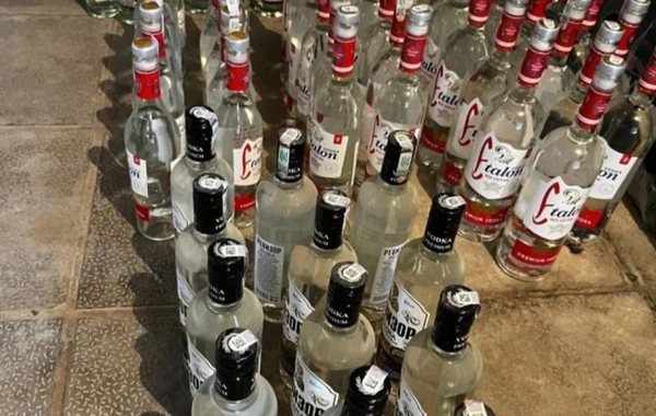 Topdansatış mağazasında alkoqollu içkilərdə uyğunsuzluq aşkarlanıb