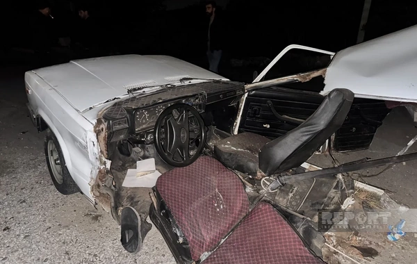 Samuxda ağır yol qəzası - Avtomobil iki hissəyə bölündü, xəsarət alan var