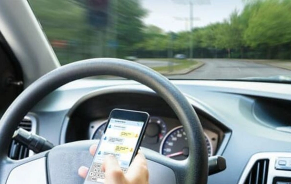 İş başında sükanı buraxıb oyun oynayırdı - İşdən çıxarıldı