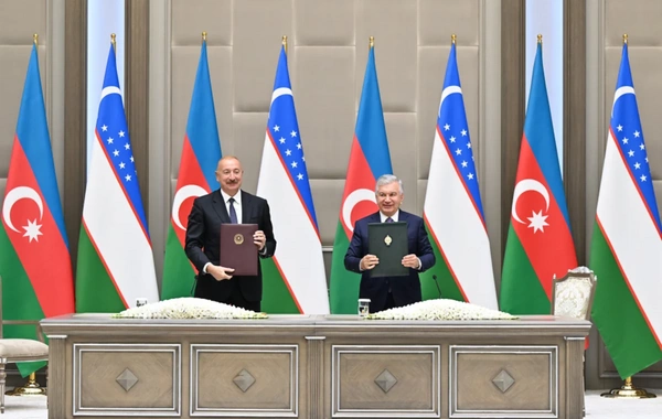 Daşkənddə Azərbaycan-Özbəkistan sənədlərinin imzalanması və mübadiləsi mərasimi olub