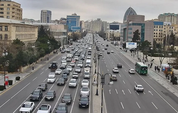 Bakının bir sıra yollarında tıxac var