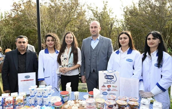 ADA Məktəbində xeyriyyə məqsədli ənənəvi Payız festivalı – Məhsul bayramı təşkil edilib