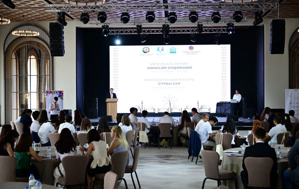 Laçında "Mədəni və yaradıcı sənayelərdə gənclər dalğası" mövzusunda panel müzakirə keçirilib