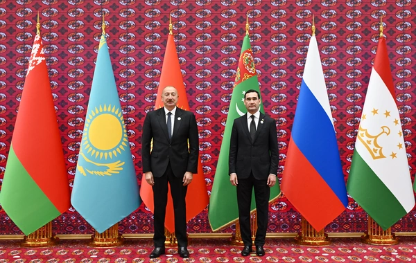İlham Əliyev MDB Dövlət Başçıları Şurasının iclasında iştirak etmək üçün "Avaza" Kompleksinə gəlib