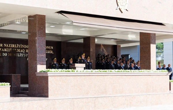 Vilayət Eyvazov polislərə vətəndaşların şikayətlərinin obyektiv və həssaslıqla araşdırılmasını tapşırıb