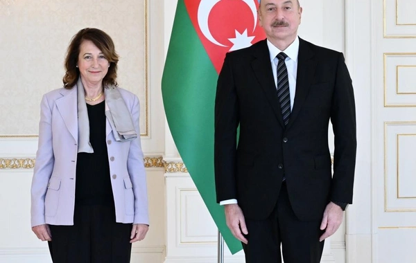 İlham Əliyev İspaniyanın yeni təyin olunmuş səfirinin etimadnaməsini qəbul edib